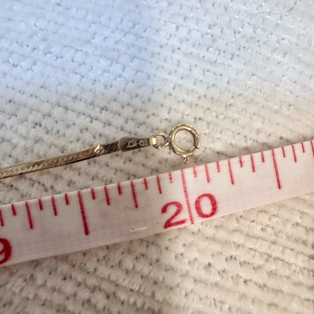 10K Solid Gold Chain - Picture 4 of 10